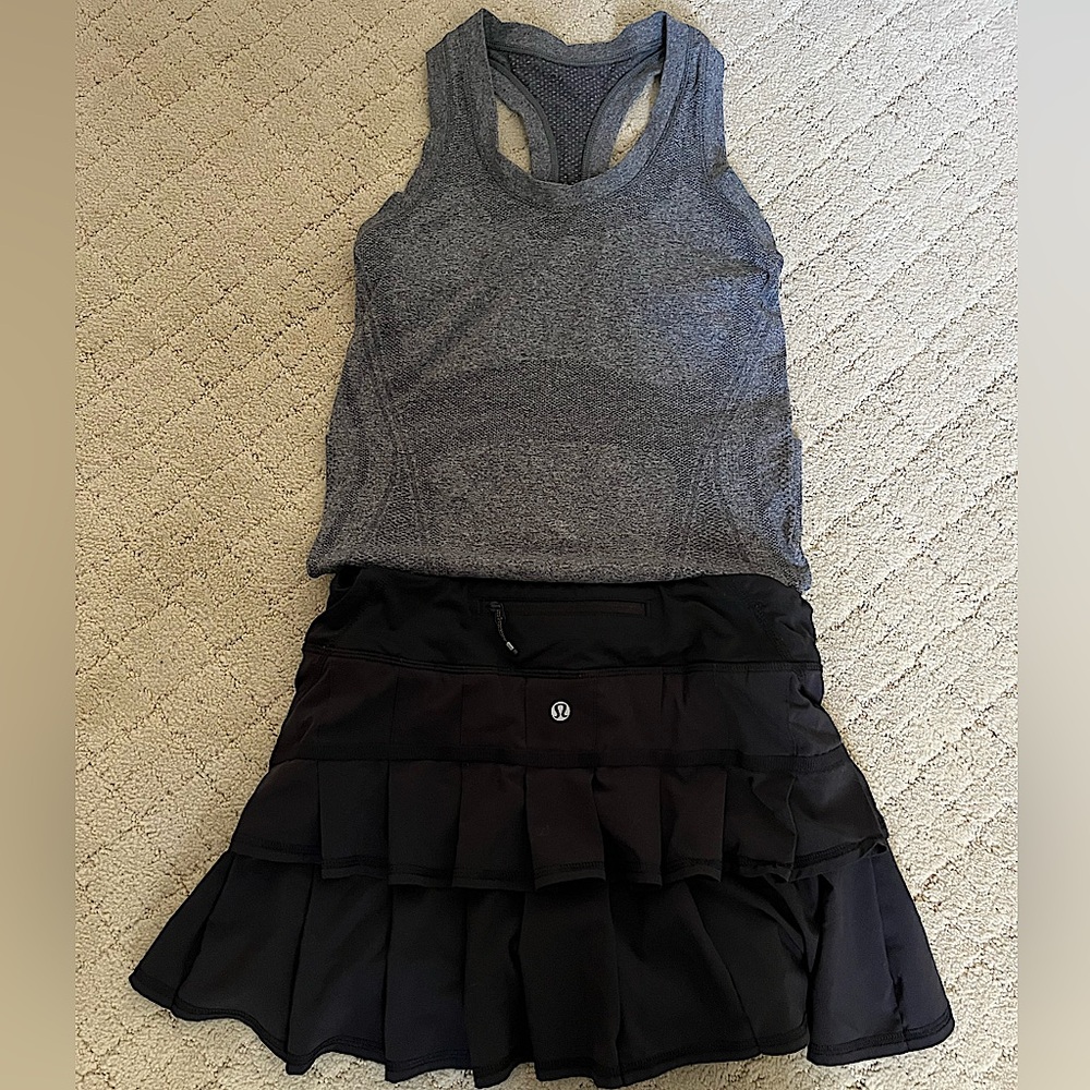 lululemon Black Tennis Skirt with grey athleta tank